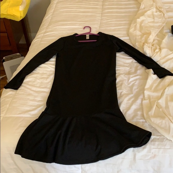 Women’s black flare dress - Picture 4 of 5